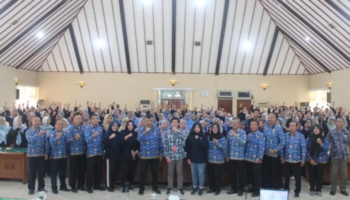 Hari Kedua Bimtek Kader Posyandu Bojonegoro, Peserta Antusias Ikuti Materi