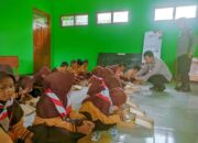 Program Mobil Cinta Polres Nganjuk Bagikan Makanan Bergizi Gratis untuk Generasi Emas