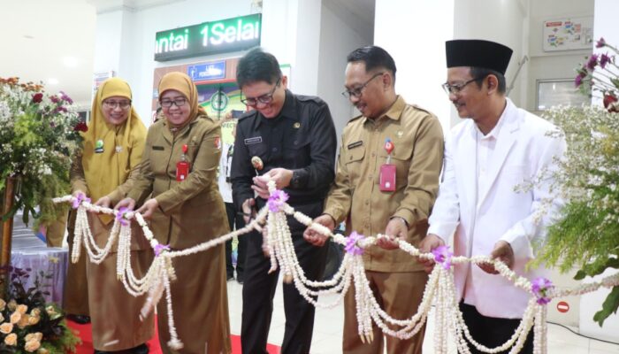 Pj Bupati Bojonegoro Meresmikan Instalasi Dialisis dan Membuka Seminar CAPD Untuk Nakes
