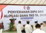 Serahkan DIPA dan Alokasi Dana TKD, Pj Bupati Bojonegoro Tekankan Penggunaan Anggaran Secara Tepat