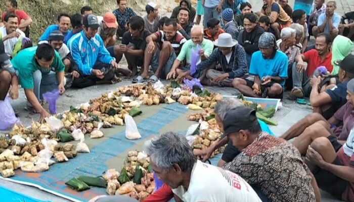 Keberadaan dan Partisipasi Masyarakat Samin Dalam Ritual Gumbregan