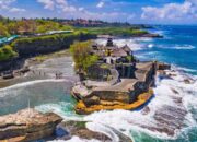 Menjelajahi Keindahan Pura Tanah Lot Bali