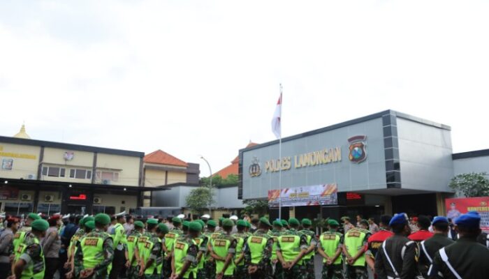 Jaga kondusifitas Wilayah, TNI Polri di Kabupaten Lamongan Gelar Apel Pengamanan Malam Tahun Baru 2025
