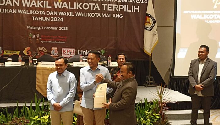 Wahyu Hidayat dan Ali Muthohirin Ditetapkan KPU Kota Malang Sebagai Paslon Terpilih