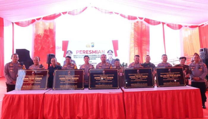 Kapolres Bojonegoro Resmikan Empat Polsek dan Penjagaan Mako Satlantas