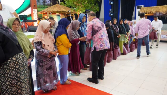 Menjelang Akhir Masa Jabatan, Pj Wali Kota Batu Aries Jamu Anak Yatim dan Warga Prasejahtera 