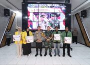 TNI-Polri Memperkuat Sinergi dengan Mahasiswa dan OKP Melalui Bakti Sosial Polri Presisi di Bojonegoro