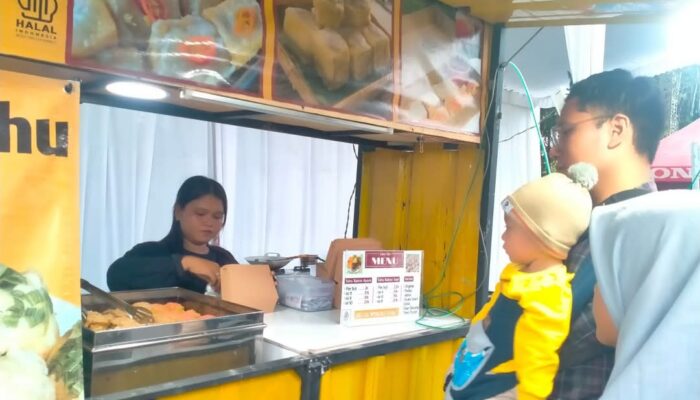Puluhan Stand UMKM Meriahkan Parade Oklk Bojonegoro