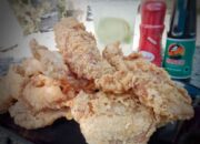 Kulit Ayam Krispi Rumahan: Renyahnya Bikin Nagih, Bikinnya Anti Ribet