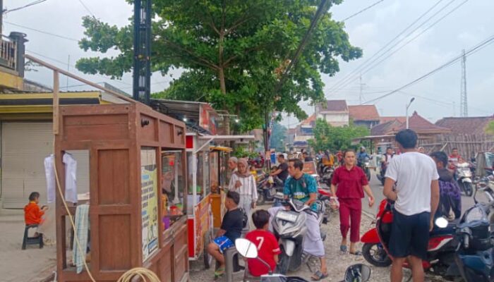 Berburu Takjil Dimulai, Sore Syahdu di Bulan Ramadan