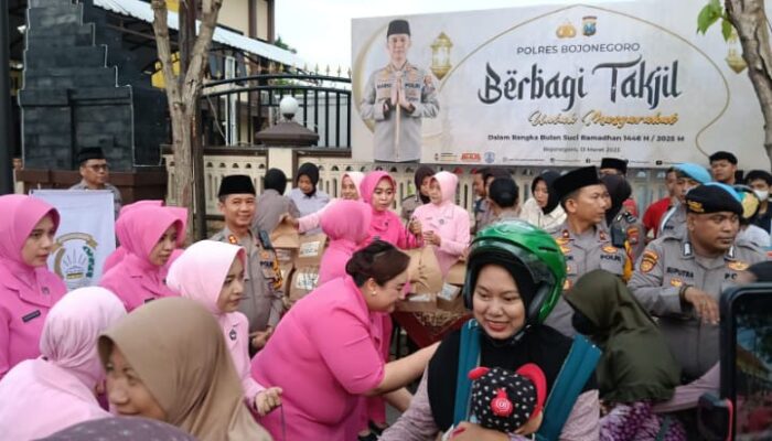 Bojonegoro Berbagi Berkah Ramadan, Kapolres dan Awak Media Bersatu dalam Kebahagiaan