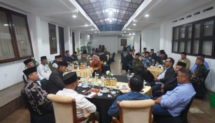 Kota Batu Rapatkan Barisan, Kades dan Lurah Diajak Wujudkan Mbatu Sae