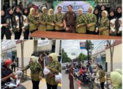 Kejari Bojonegoro Tebar Berkah Ramadan, Bagi-Bagi Takjil