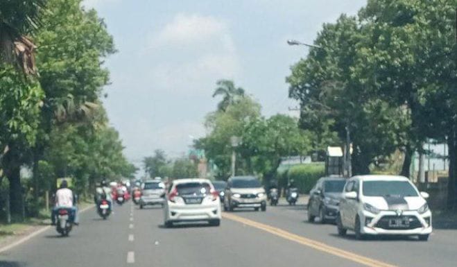 Peningkatan Volume Kendaraan di Jalan Nasional Lamongan H-4
