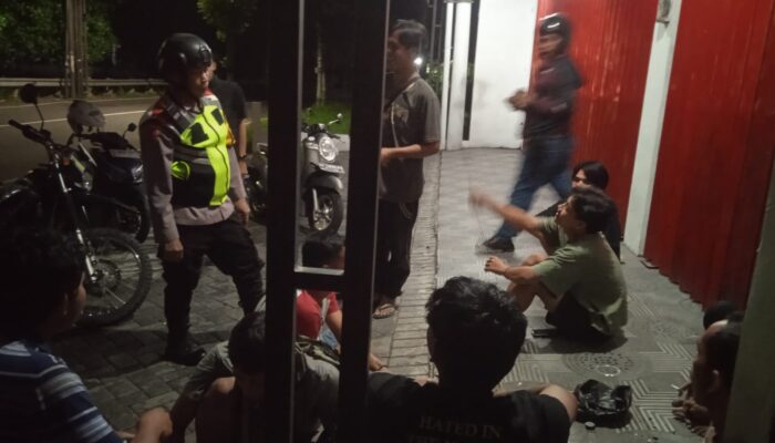 Patroli Skala Besar Polres Kediri Kota Cegah Gangguan Kamtibmas Arus Balik Lebaran