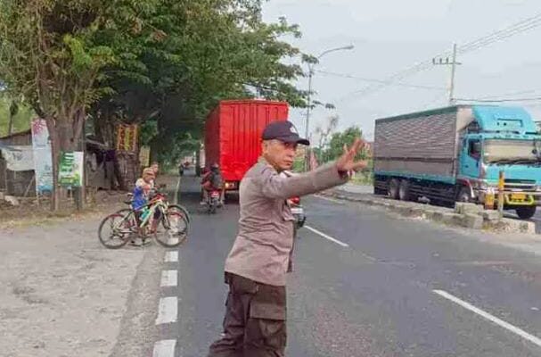 Polsek Pucuk Gelar Kegiatan CW Pagi di SD Negeri Waruwetan