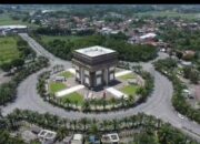 Monumen Simpang Lima Gumul, Ikon Kabupaten Kediri yang Jadi Magnet Ekonomi dan Wisata