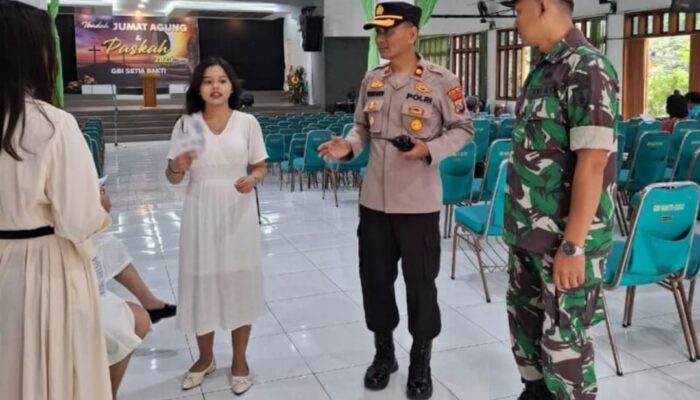 Polsek Pesantren Kawal Ketat Ibadah Paskah 2025, Pastikan Umat Kristiani Kediri Beribadah dengan Aman