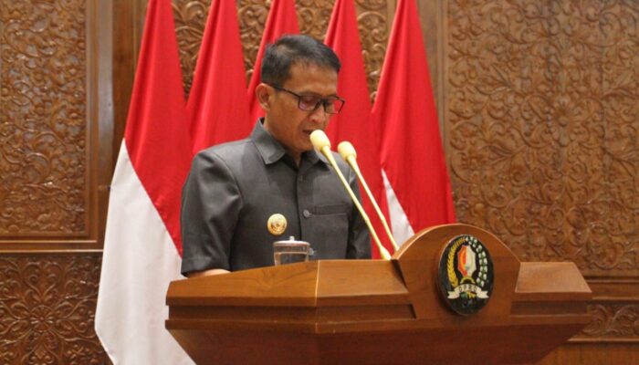 Bupati Bojonegoro Apresiasi DPRD Sahkan Raperda Strategis