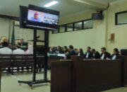 Bantuan Mobil Jadi Petaka: Kades Wotan Siap Bertarung di Sidang Lanjutan