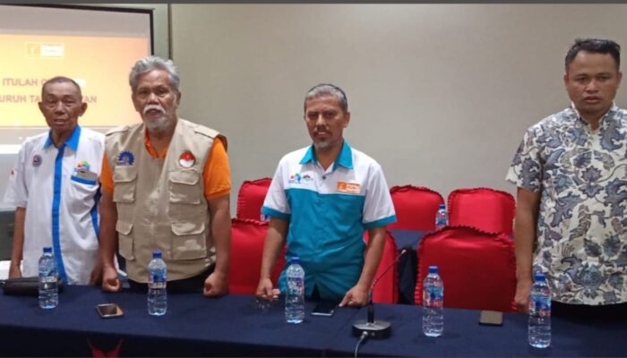 Buruh Bergerak, Hadang Regulasi yang Tak Pro Pekerja