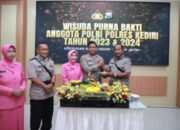 Kapolres Kediri Gowes Becak, Antar Anggota ke Purna Tugas