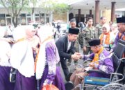 4 Kloter Jemaah Haji Bojonegoro Resmi Diberangkatkan