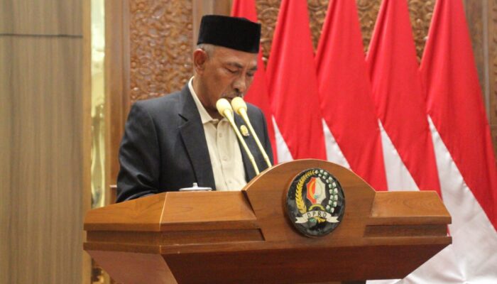 DPRD Bojonegoro Sahkan Revisi Perda Pengelolaan Sampah: Fokus ke Evaluasi dan Inovasi