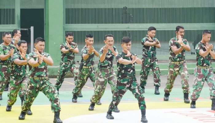 TNI Bojonegoro Panaskan Lapangan! Latihan Silat Militer Bikin Merinding