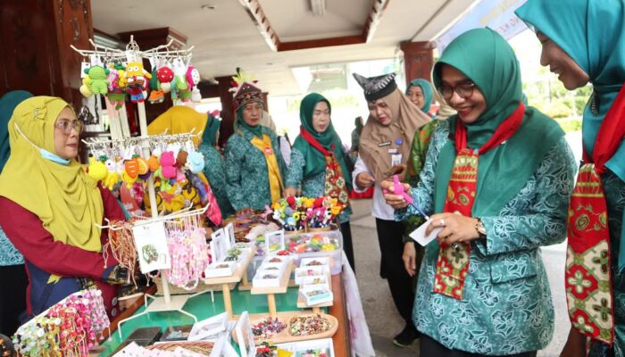 Masak, Sambal, Yel-Yel, PKK Bojonegoro Bikin Pendopo Pedas