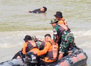 Kodim Bojonegoro Simulasikan Banjir Bengawan Solo, Latihan Seru Bareng Warga