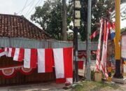 Lapak Bendera Menjamur di Bojonegoro, Tapi Pembeli Masih Sepi