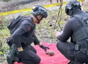 Heboh Granat Tua di Sukorame Lamongan, Gegana Turun Tangan