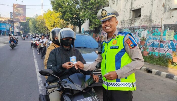 Operasi Patuh Mulai Panas, Satlantas Kediri Kota Sisir Pelanggar di Pagi Hari