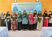Gerakan Bojonegoro Zero Stunting, Bunda Cantika Bagikan PMT dan Edukasi Gizi