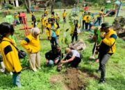 KKN-TK 20 Unigoro Sulap Negeri Atas Angin Jadi Lebih Rindang dan Asri