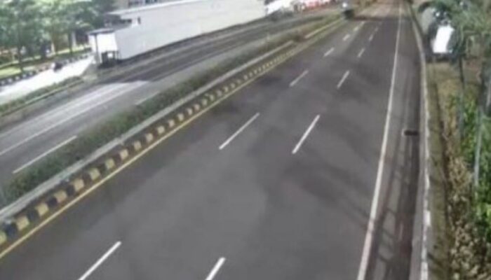 Massa Ojol Kuasai Jalan Jakarta, Jasa Marga Tutup 9 Gerbang Tol Dalam Kota
