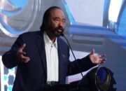 NasDem Nonaktifkan Dua Kader Populer di Senayan Ahmad Sahroni dan Nafa Urbach