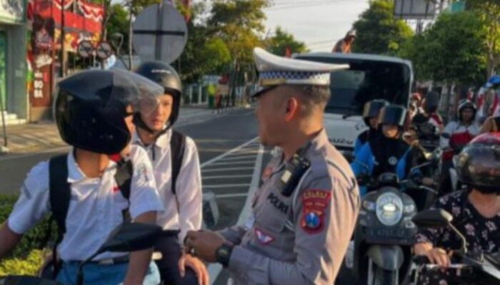 Aksi Simpatik Satlantas Bojonegoro: Edukasi Tertib Lalu Lintas dengan Cara Persuasif
