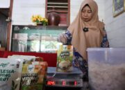 Renyah dan Otentik, Emping Gerut Bojonegoro Laris Manis Hingga NTB