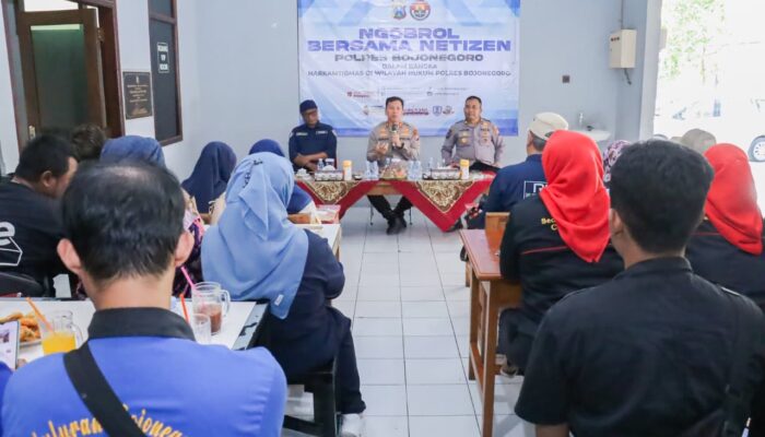 Ngopi Bareng Netizen, Polisi Bojonegoro Bahas Hoaks dan Isu Kamtibmas