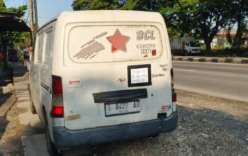 Tanpa SIM, Pengemudi Mobil di Lamongan Sebabkan Pemotor Masuk Rumah Sakit