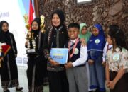 Anak SD Bojonegoro Hebat Bercerita dengan Dialek Lokal