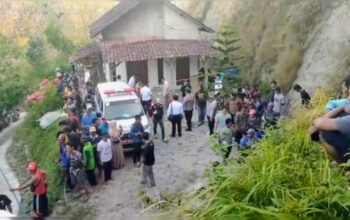 Tangis dan Amarah Warga Pulung, Anak Bunuh Orang Tua Kandung Sendiri