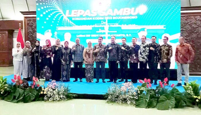 Tongkat Komando Kodim Bojonegoro Berpindah Dari Letkol Arief ke Letkol Dedy