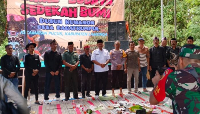 Warga Babatkumpul Lamongan Gelar Kirab Budaya, Doa dan Seduluran Jadi Pusat Perhatian