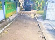Keluhan Warga Sumbang Bojonegoro: Paving Dibongkar, Rumah Jadi Berantakan, Proyek Berhenti