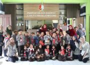Baca Buku Sambil Bermain, Siswa MI Al Mansur Nikmati Hari di Perpustakaan Bojonegoro