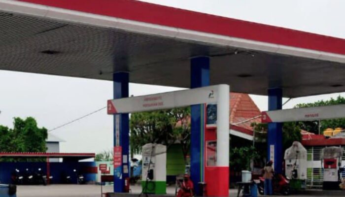 Motor Mogok Massal Usai Isi BBM, SPBU Karangtinggil Diserbu Amarah Warga