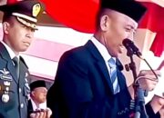 Pejabat Kok Begini, Wakil Ketua DPRD Pasangkayu Cengengesan Saat Baca Teks UUD 45